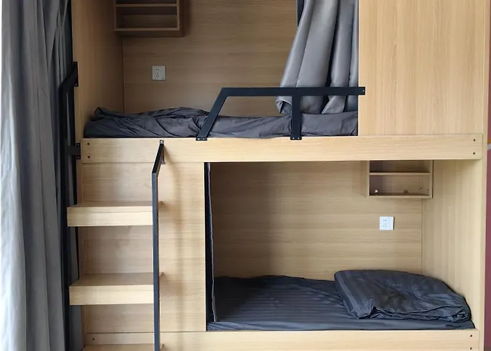 Arena Boutique Hotel Female Only